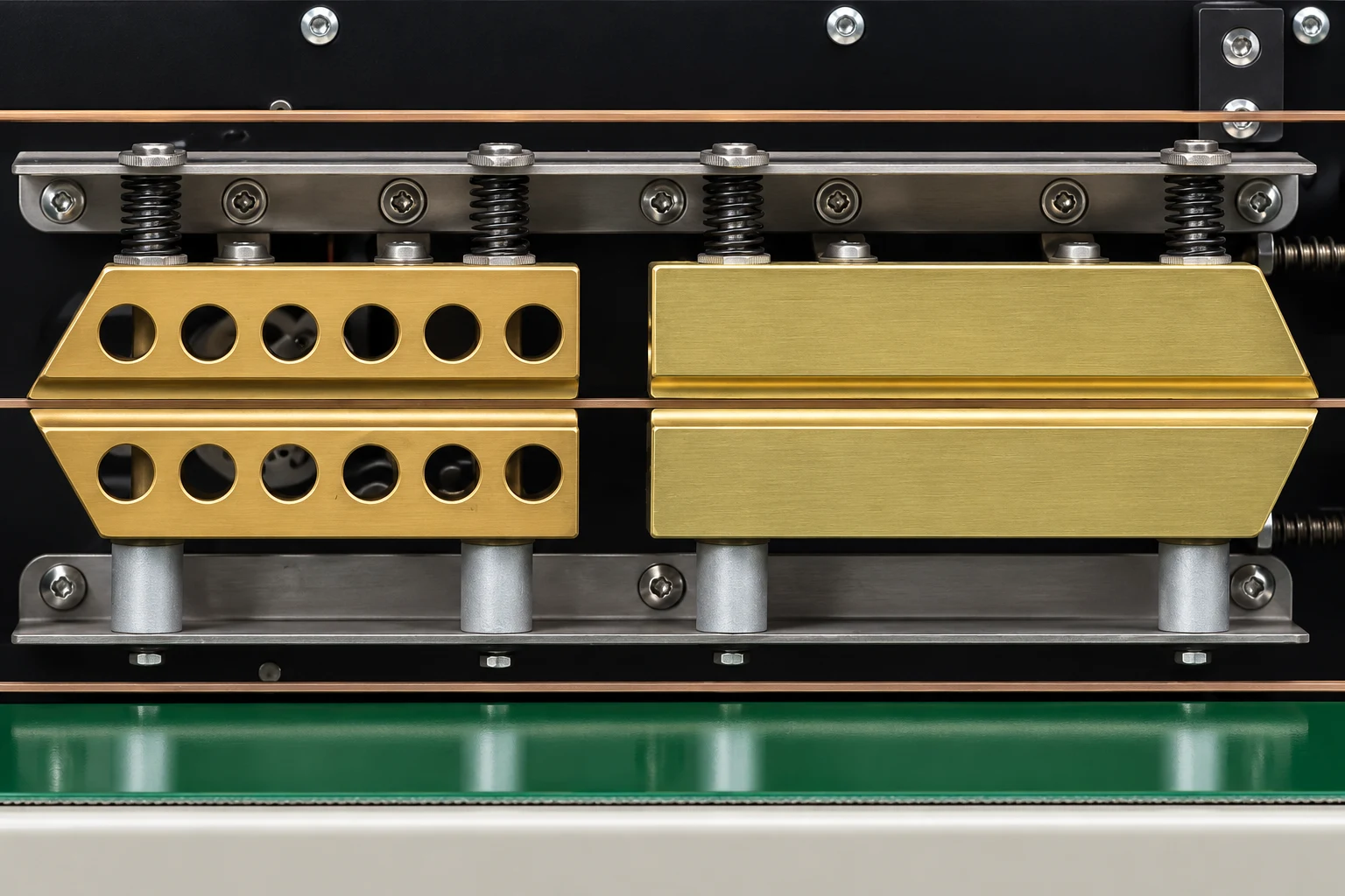 FR-900 Heating and cooling assemblies
